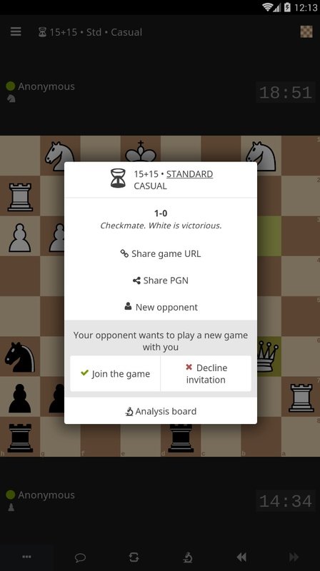 lichess for Android 7.3.0: Non-checkmated king is highlighted